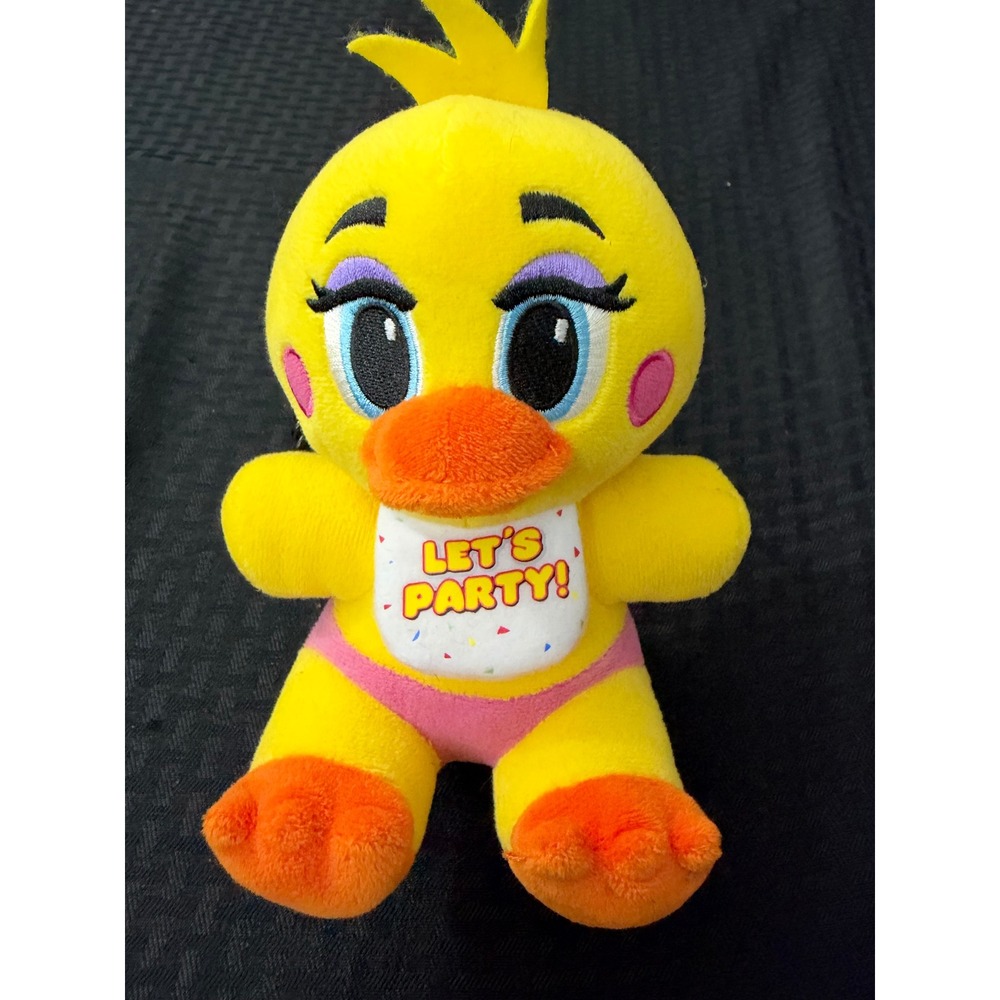 2016 Funko FNAF Toy Chica Plush 8" Five Nights Freddy's Rare Retired Rosy Cheeks